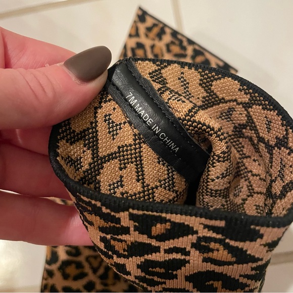 STEVE MADDEN Enya Leopard Animal Print Sock Bootie Stiletto Size 7 Like New - Picture 10 of 12